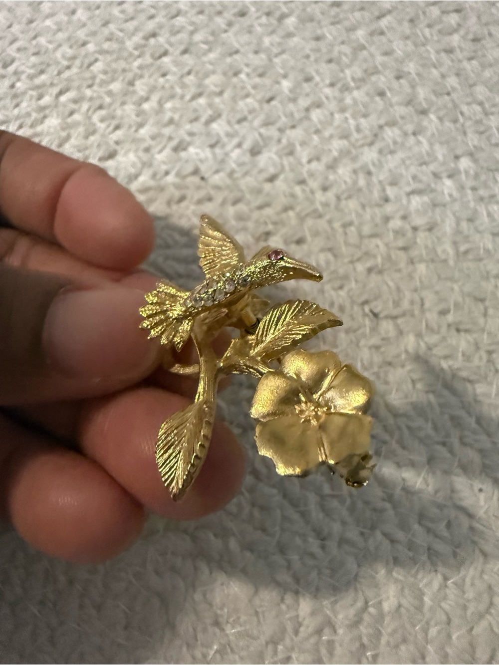 Gold Hummingbird and Flower Brooch - Elegant Women’s Jewelry